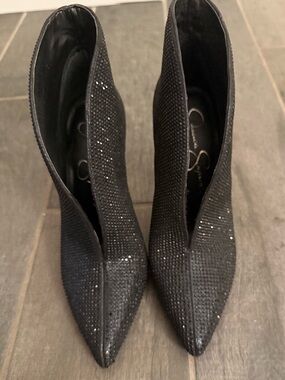 Jessica Simpson Black Pointed Toe Sparkle Ankle Boots